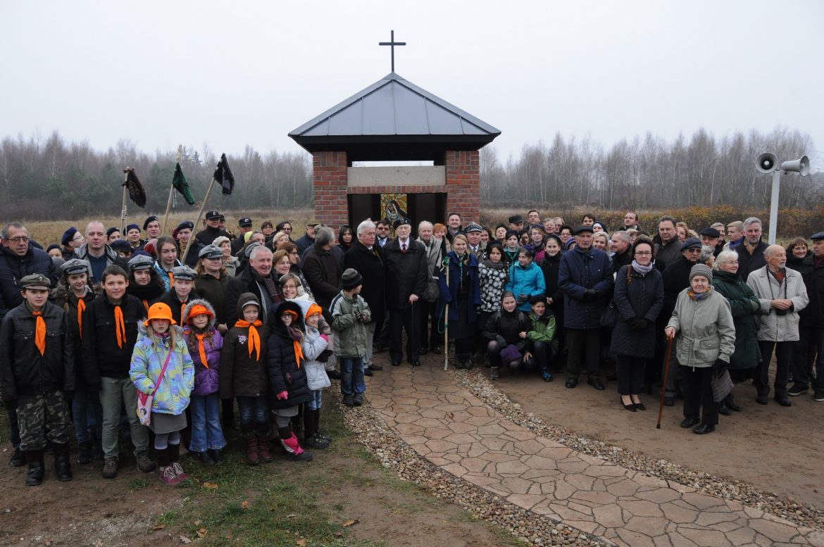 Odsłonięcie-Kaplicy-Matki-Bożej-Ostrobramskiej-Patronki-Cichociemnych-1.jpg