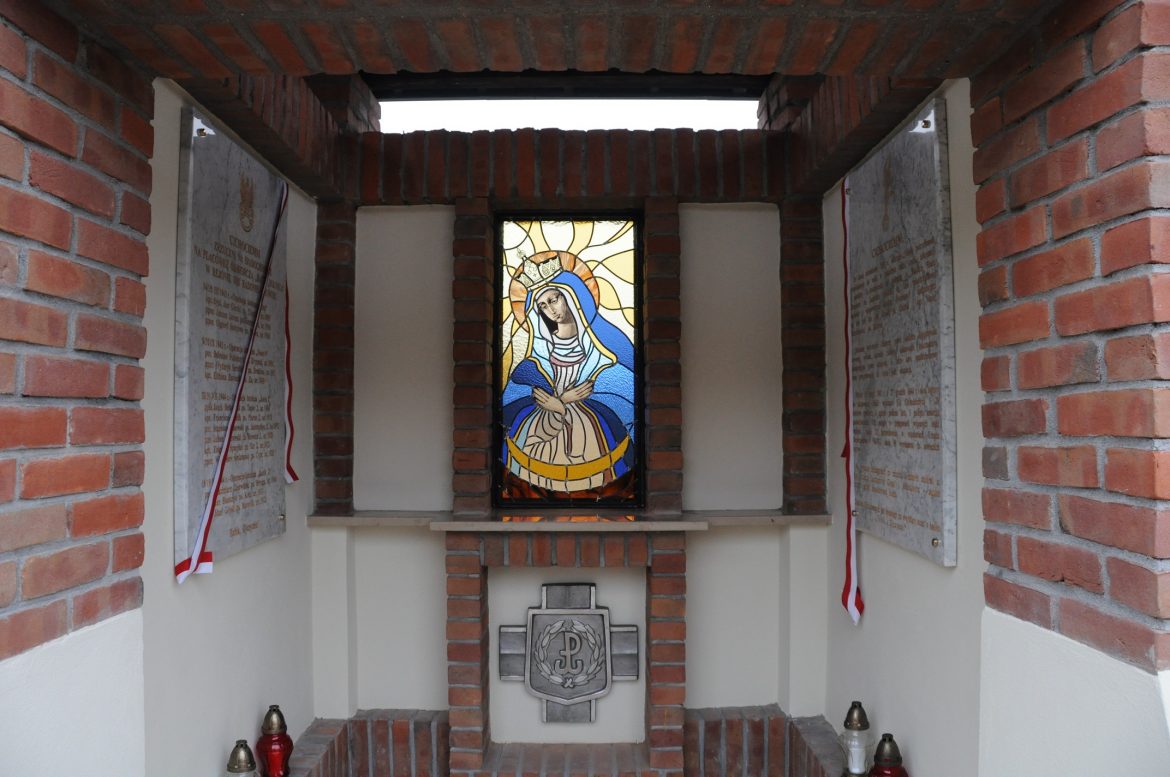 Odsłonięcie-Kaplicy-Matki-Bożej-Ostrobramskiej-Patronki-Cichociemnych-6.jpg